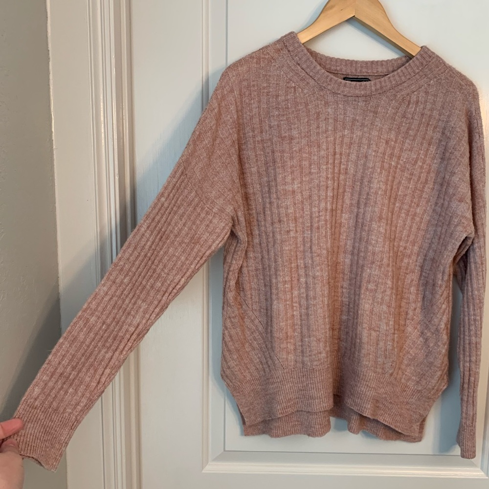 Abercrombie & Fitch Ribbed Sweater in Heather Pink - Picture 4 of 11